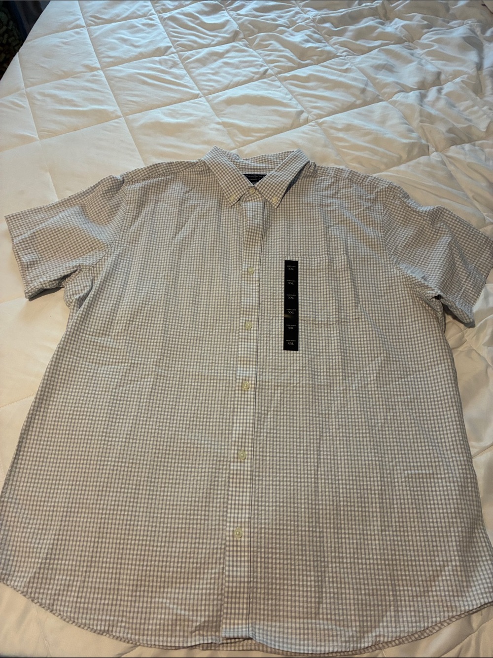 Banana Republic Factory Blue & White Checked Short-Sleeve Button-Down Shirt